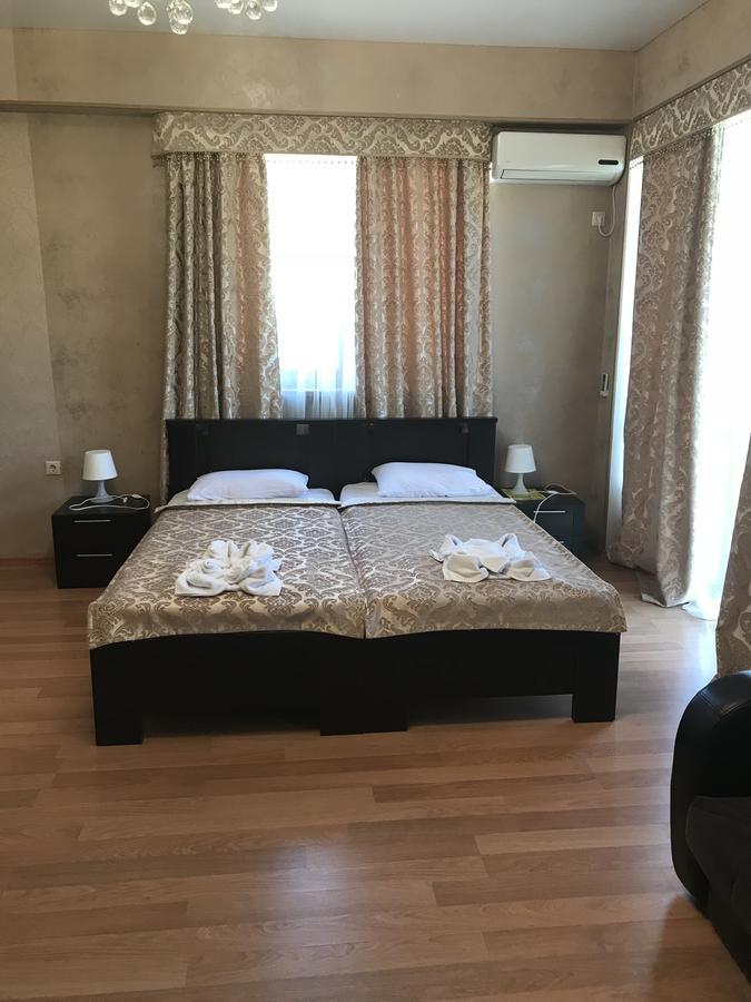 فندق New Athosفي  Lernest المظهر الخارجي الصورة